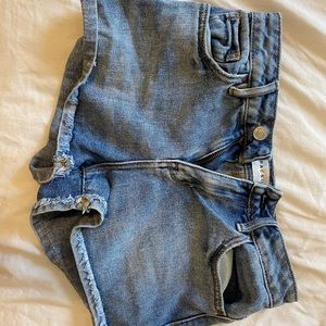 PACSSUN shorts size 22